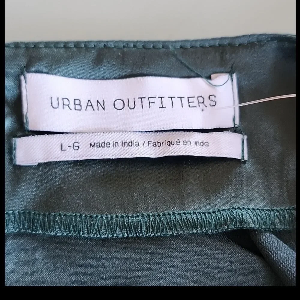 Urban Outfitters Samantha Teal Ruched Y2K Mini Skirt Size‎ Large NEW